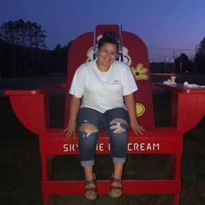 Meet your Posher, Natalie